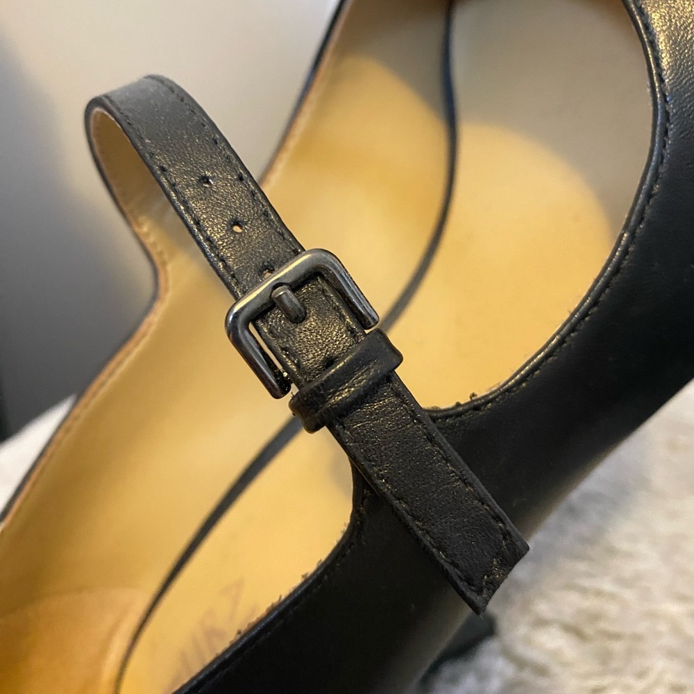Naturalizer Elora Classic Black Mary Jane Leather Pumps - Picture 5 of 8